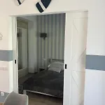Sloneczny Port Bed & Breakfast