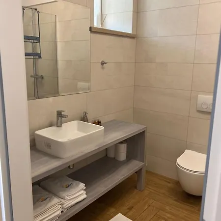 Słoneczny Port Nocleg ze śniadaniem Mikołajki