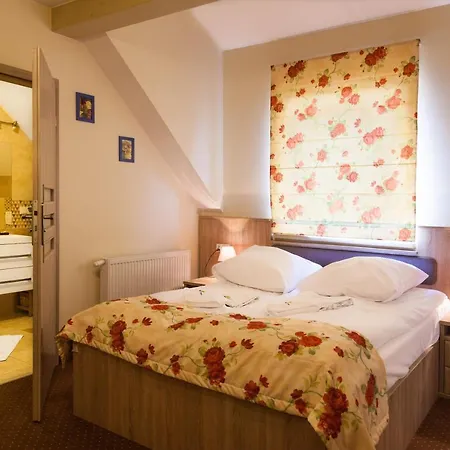 Słoneczny Port Mikołajki