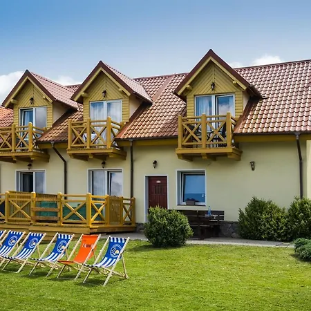 Słoneczny Port Nocleg ze śniadaniem 3*