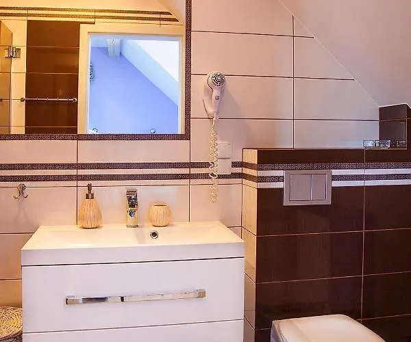 Sloneczny Port Bed & Breakfast